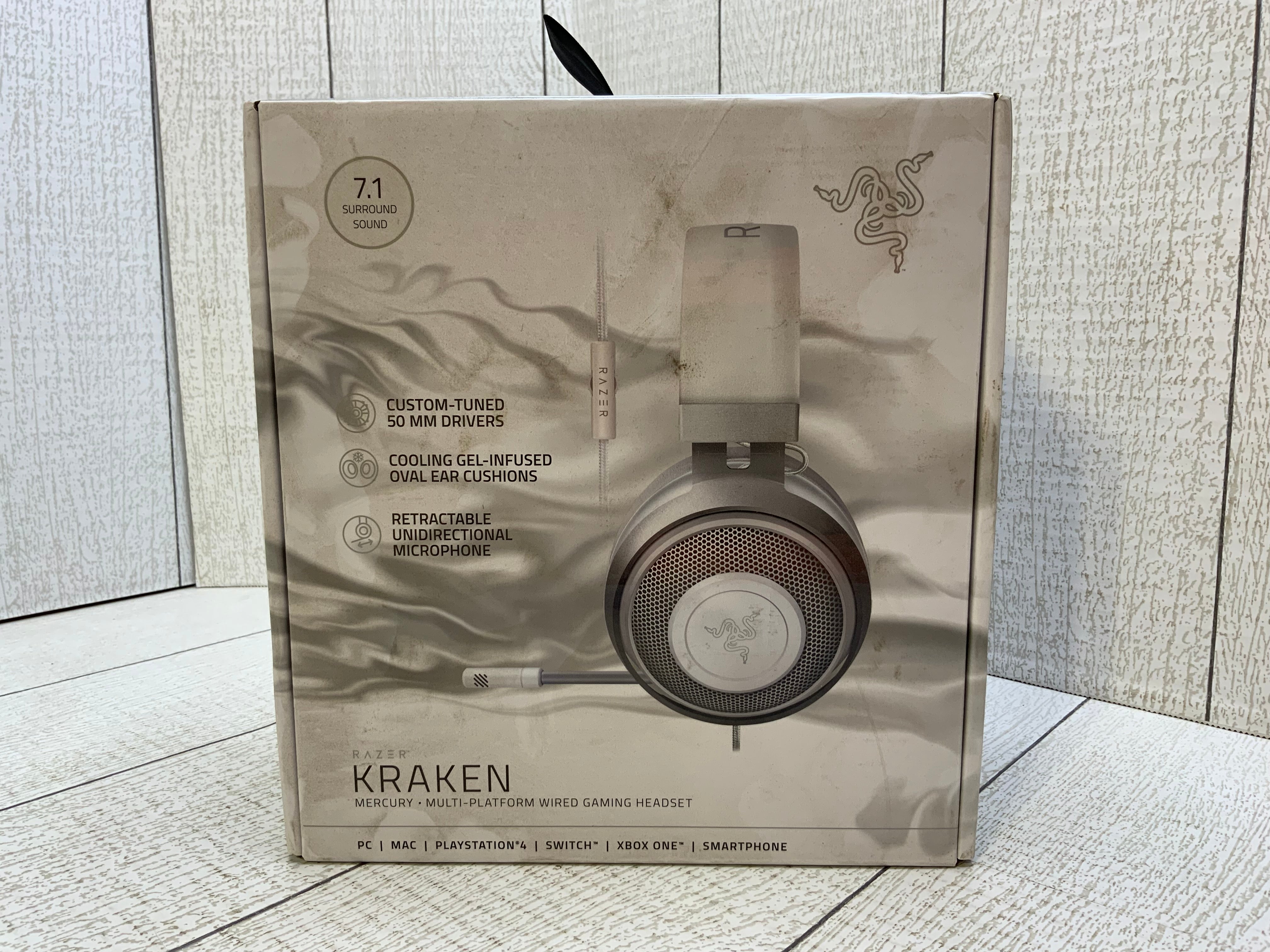 Razer RZ04-02830400-R3M1 Kraken Wired Stereo Gaming Headset (Mercury White) (7936225902830)